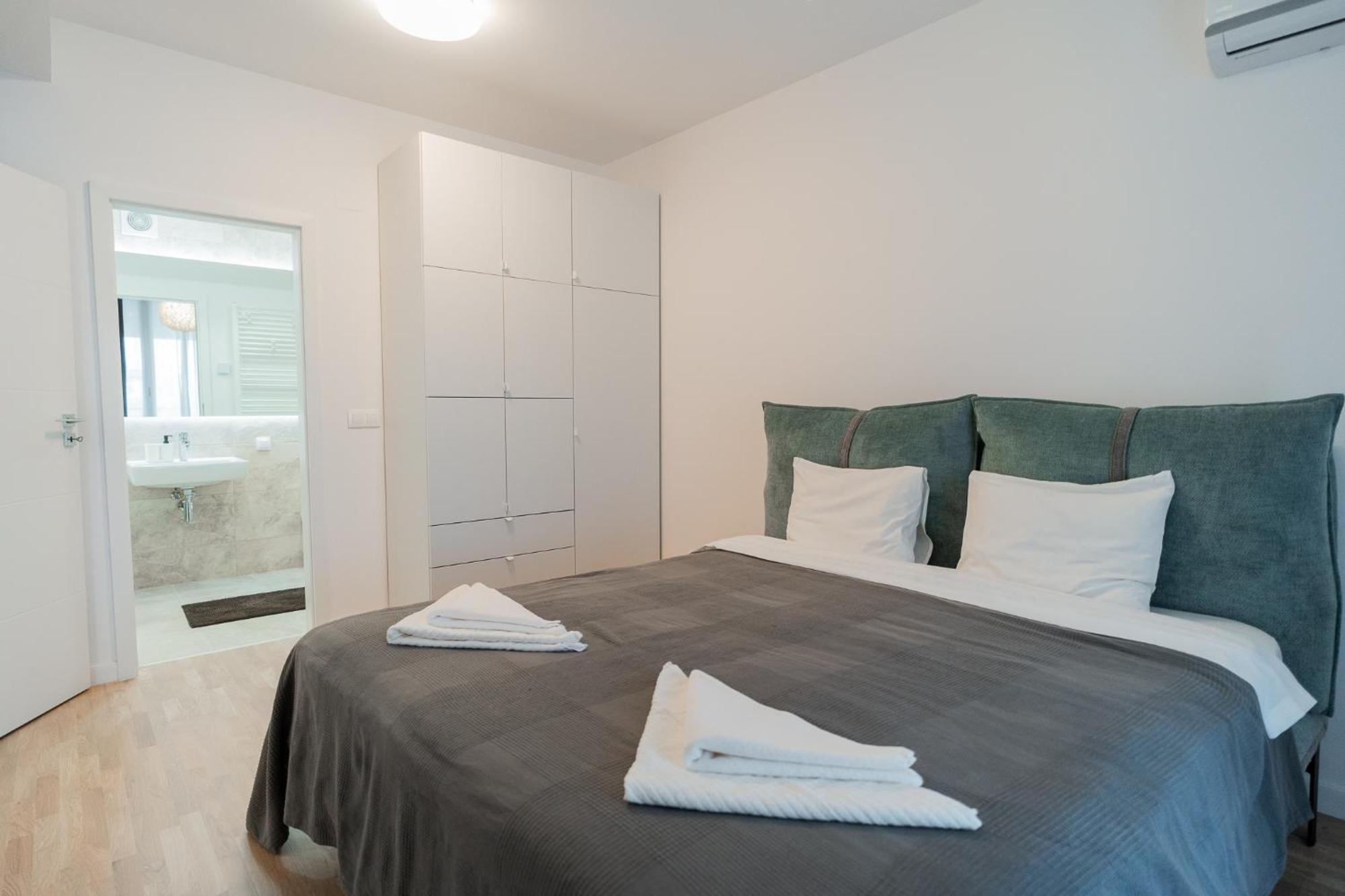 Lagoon Park Apartments With Beach View 布加勒斯特 外观 照片